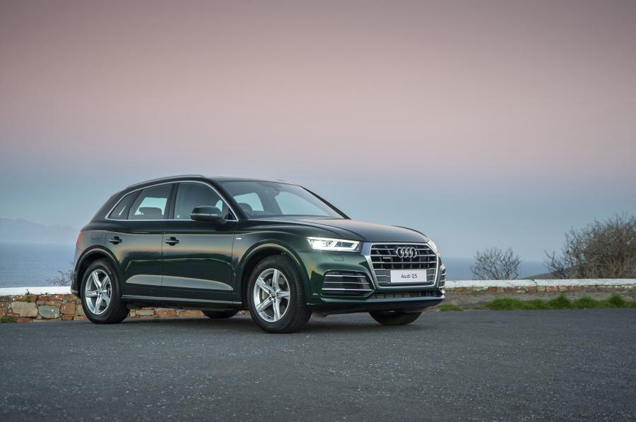  Audi Q5 TFSI Quattro S-Line 2017 года  (ZA) (фото 10 из 30)